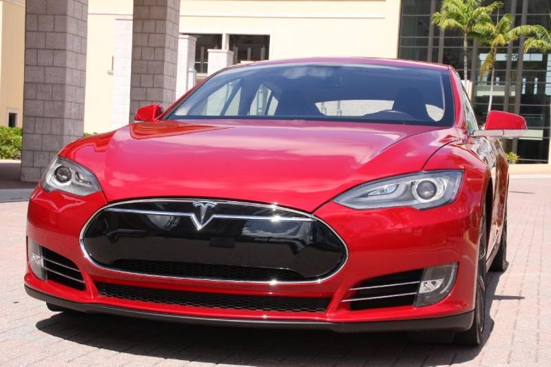 2013 Tesla Model S