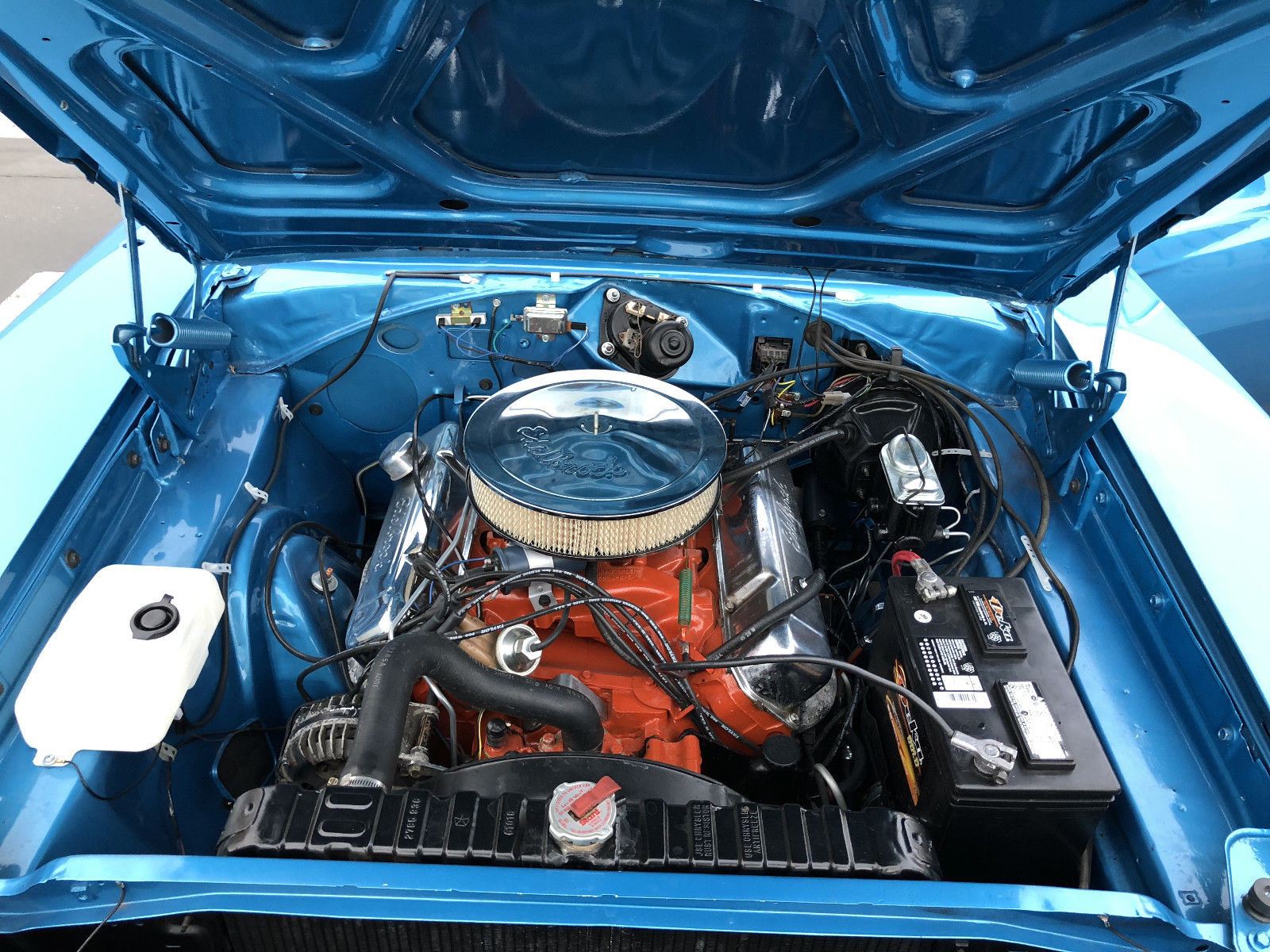 Мотор челленджер. Двигатель Додж Чарджер 1969. Додж Чарджер 1969 мотор. Dodge Charger 1969 двигатель. Dodge Charger 1969 engine.