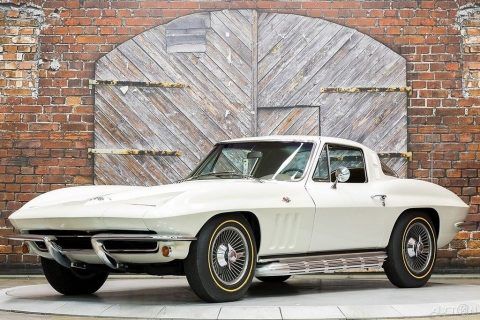 1965 Chevrolet Corvette na prodej