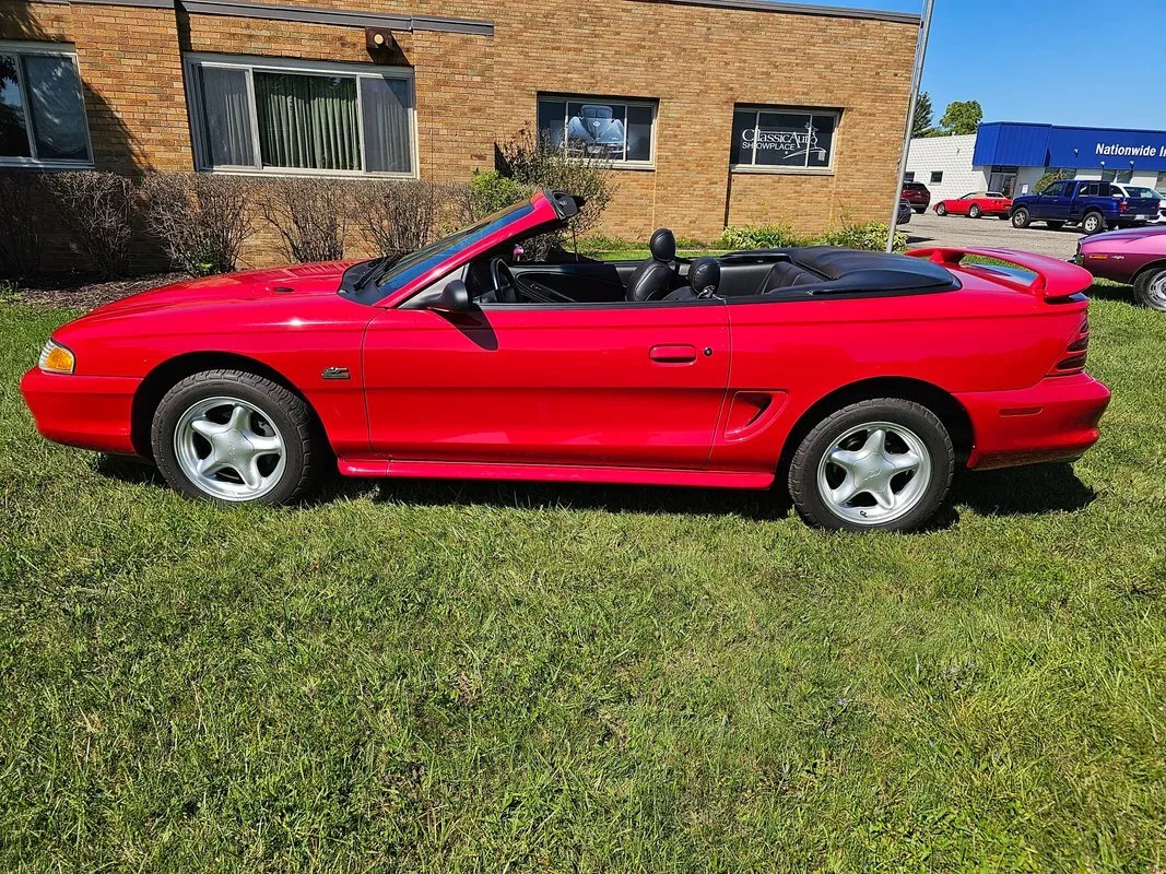 1995 Ford Mustang Convertible