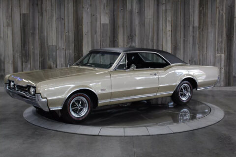 1967 Oldsmobile 442 na prodej