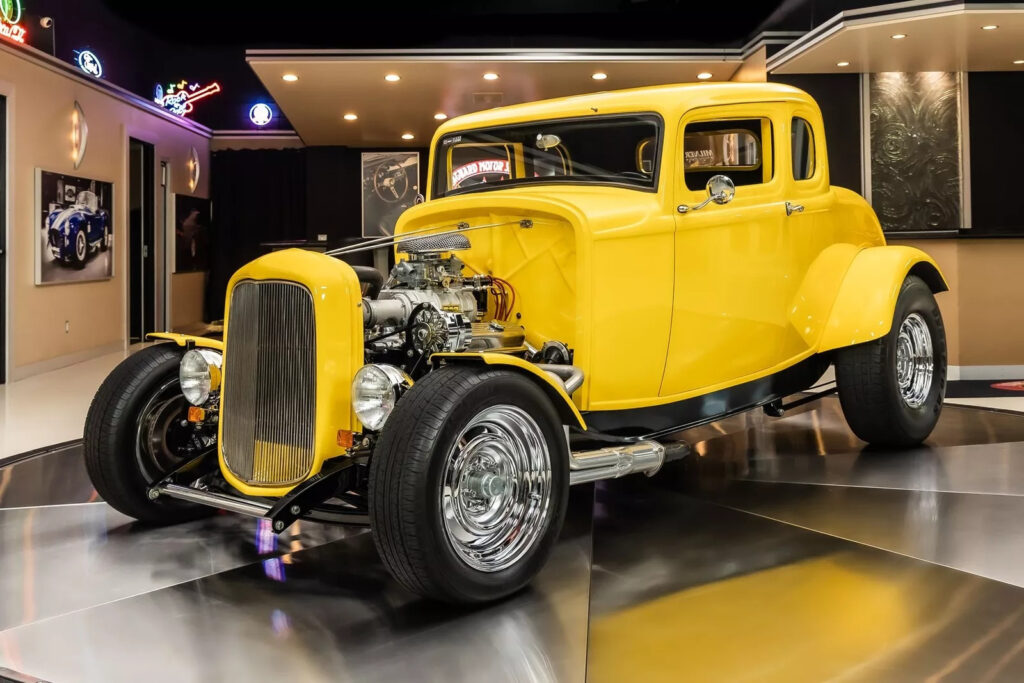 1932 Ford 5 Window Coupe