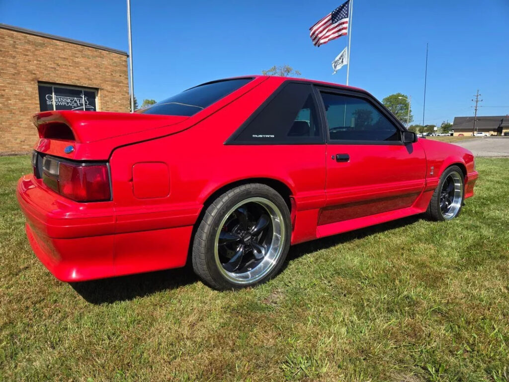 1991 Ford Mustang