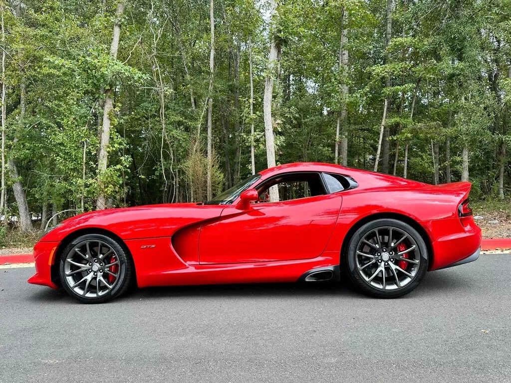 2013 Dodge Viper GTS