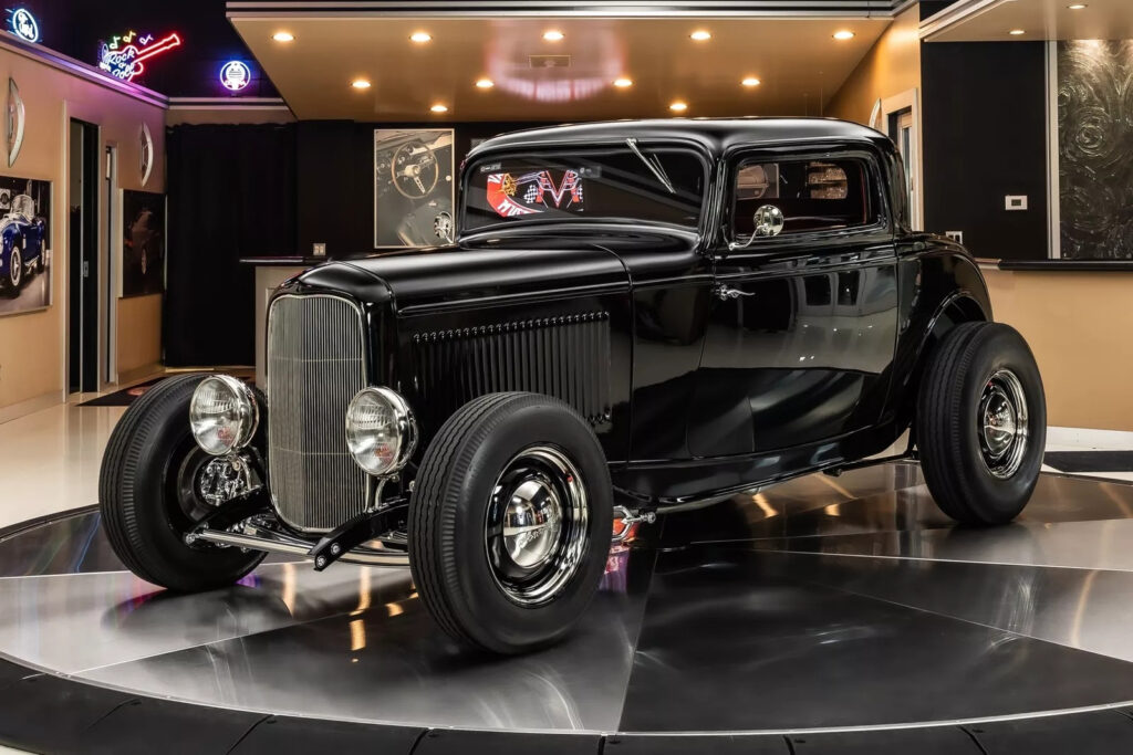 1932 Ford Three Window Coupe