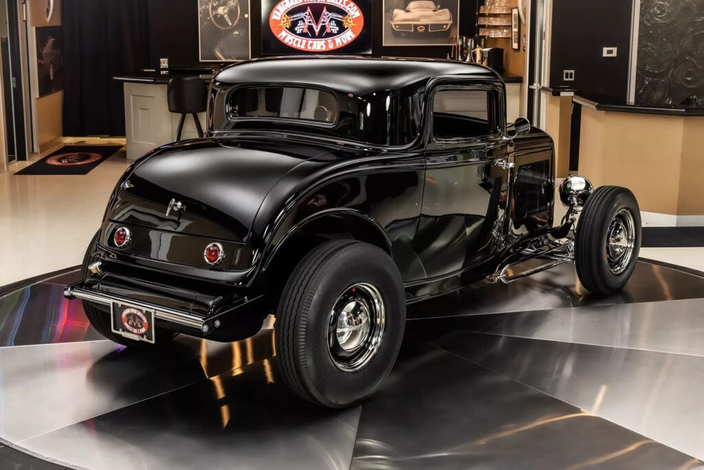 1932 Ford Three Window Coupe