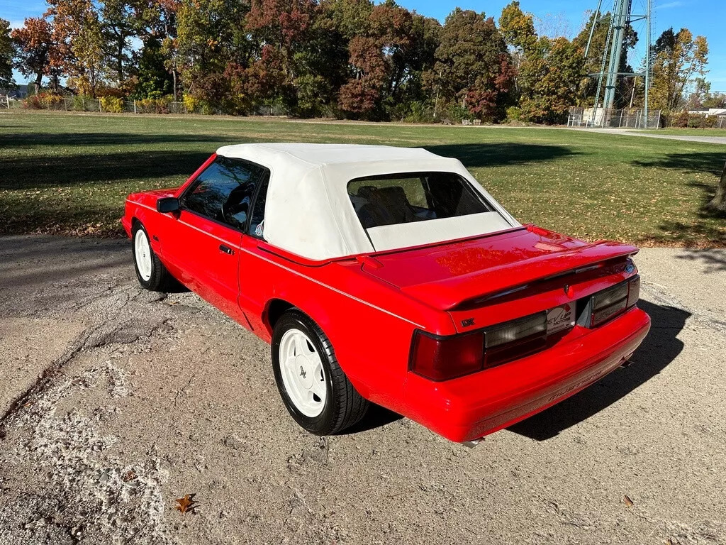 1992 Ford Mustang