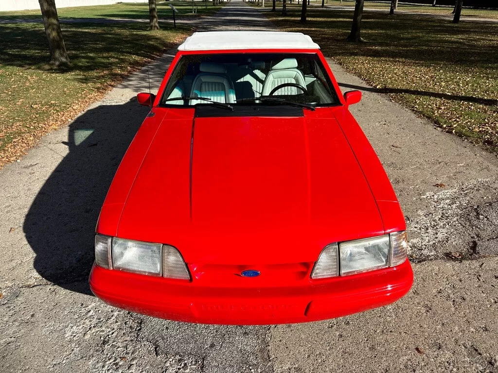 1992 Ford Mustang