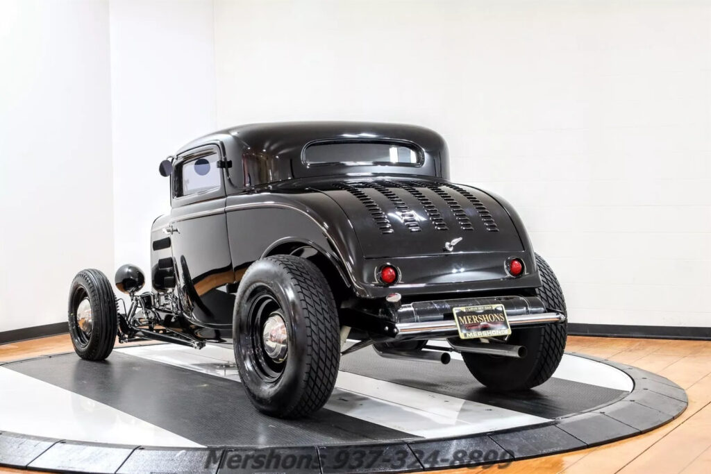 1932 Ford 3 Window Coupe