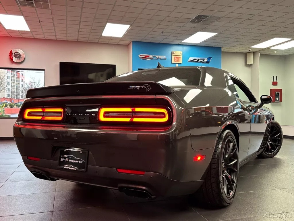 2016 Dodge Challenger SRT Hellcat