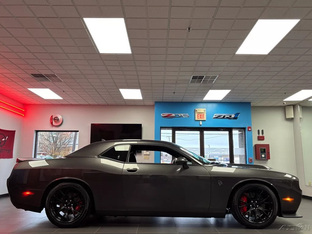 2016 Dodge Challenger SRT Hellcat