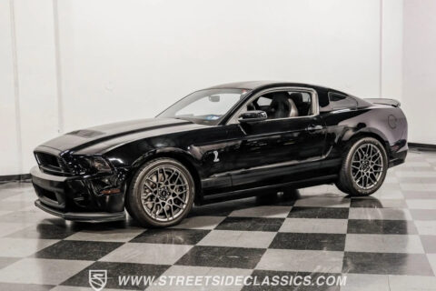 2014 Shelby GT500 na prodej