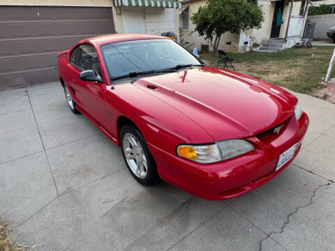 1998 Ford Mustang GT na prodej
