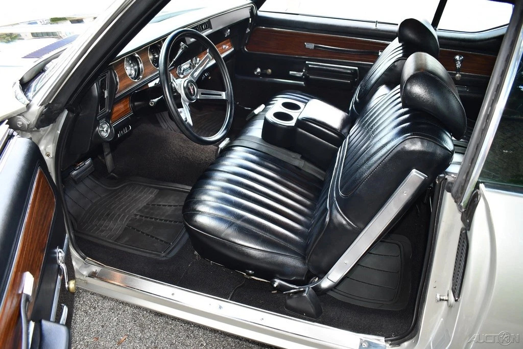 1972 Oldsmobile Cutlass