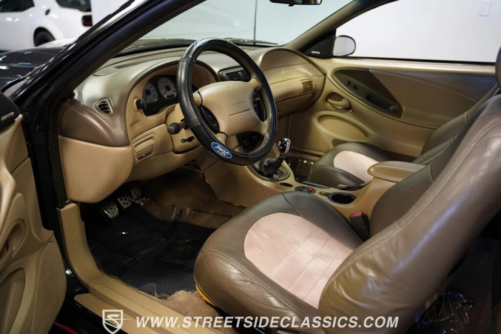 2001 Ford Mustang