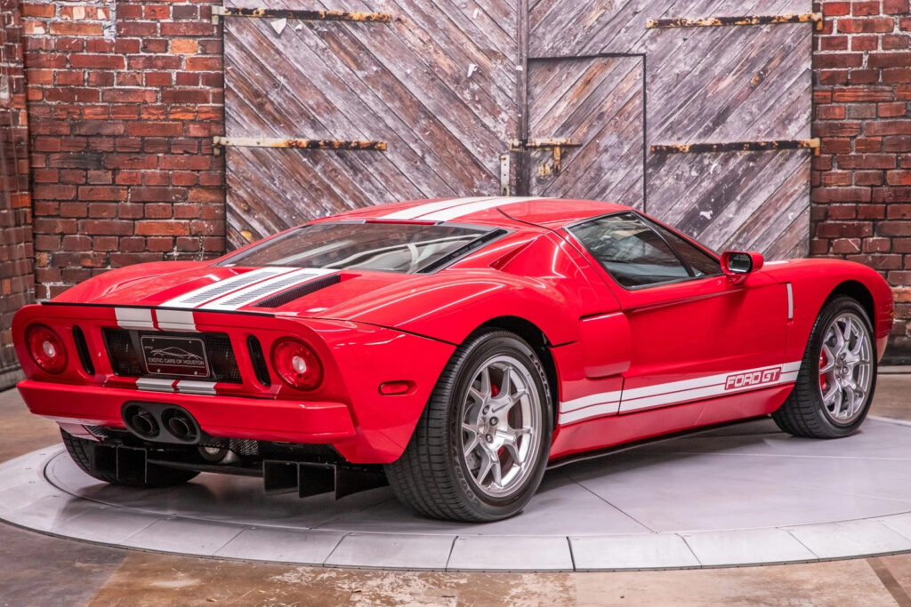 2006 Ford GT