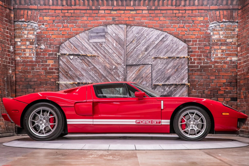 2006 Ford GT