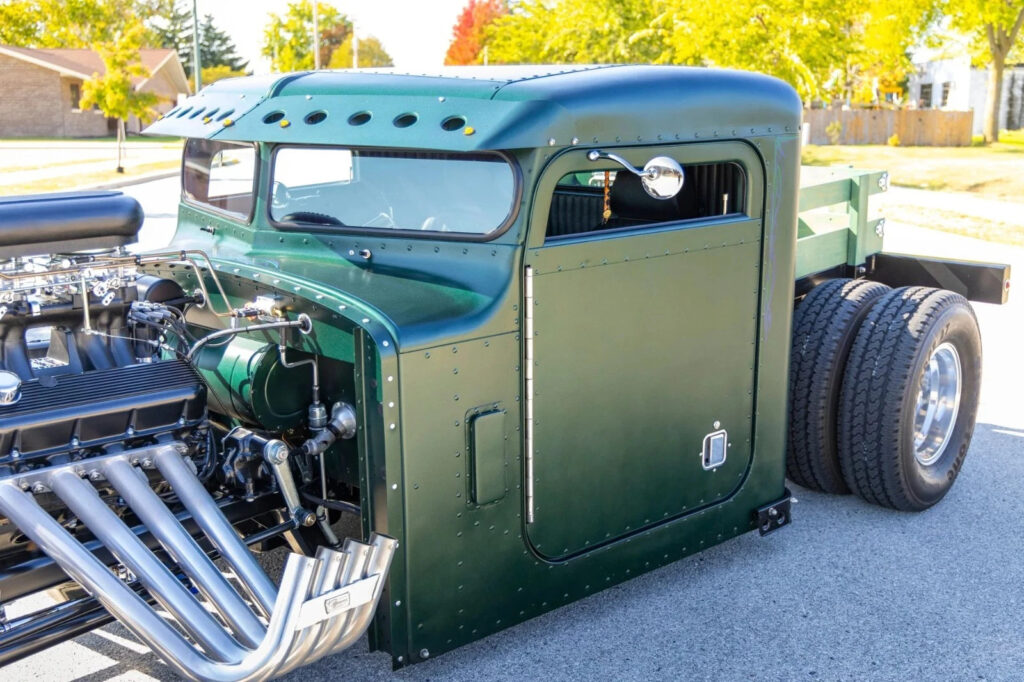 1949 Peterbilt Pickup