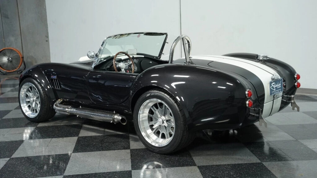 1965 AC Shelby Cobra