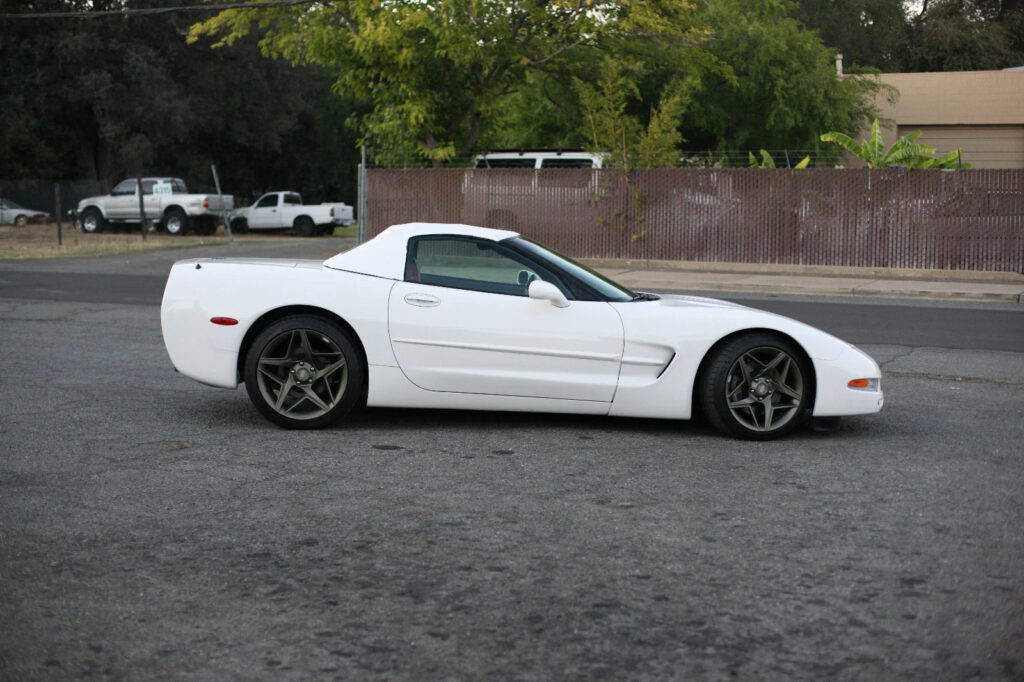 2001 Chevrolet Corvette